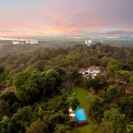 The Postcard Velha, Goa Hotel Олд Гоа Екстериор снимка